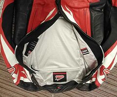 Motorcycle leathers 2 piece Hein Gericke leathers red - Image 4/5
