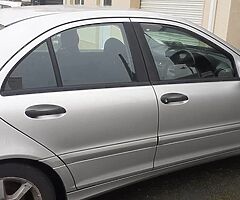 Mercedes C180,1.8 petrol,2005 ,automatc,for sale or swapp for a van.NCT expired .Car used everyday - Image 4/4