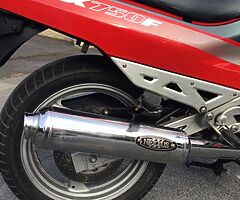 1990 Suzuki GSXF750 - Image 6/10