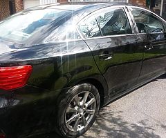 Toyota avensis 2013