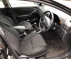 Toyota avensis 2.0d4d - Image 6/7