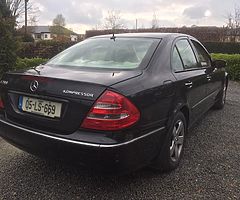 Mercedes E200