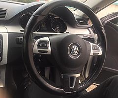 Vw multi function steering wheel with airbag - Image 4/7