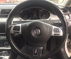 Vw multi function steering wheel with airbag - Image 7/7