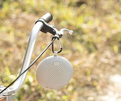 Bluetooth Wireless Speaker, 360 Degree Sound, Ultra Portableon. Can be tailored to your shoes.
