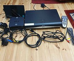 Sky hd box buttons hdmi leads router - Image 4/5