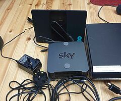 Sky hd box buttons hdmi leads router - Image 5/5