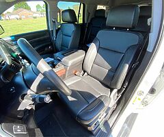 2015 Chevrolet Tahoe · LT Sport Utility 4D - Image 9/10