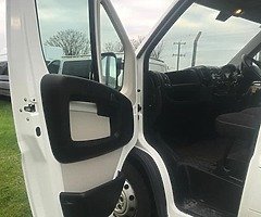 Van - Image 7/10