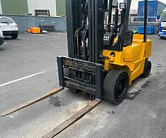 FOR SALE: Caterpillar Forklift - Image 4/8