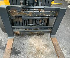 FOR SALE: Caterpillar Forklift - Image 7/8