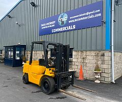 FOR SALE: Caterpillar Forklift - Image 8/8
