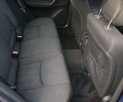 2005 Mercedes-Benz C-Class - Image 6/10