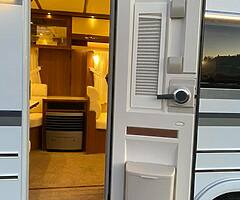 CARAVAN - Image 6/10