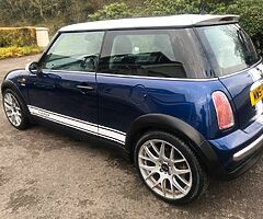 01 Mini Cooper 1.6 **Automatic** Mint Wee Car