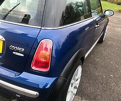 01 Mini Cooper 1.6 **Automatic** Mint Wee Car - Image 6/10