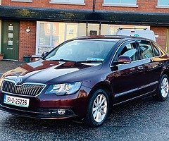 Skoda Superb Ambient 2.0 Diesel automatic dsg 151 
SHOWROOM CAR - Image 3/9
