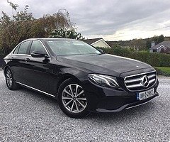 181 MERCEDES E220 CDI ONE OWNER CREAM LEATHER