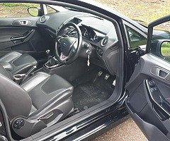 Ford fiesta 2015 1.5 tdci zetec S