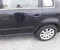Volswagen passat - Image 3/8