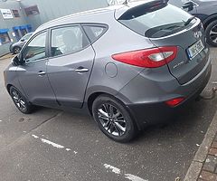 141 Hyundai ix35 1.7 crdi nct 3/20 tax 10/19 - Image 8/9