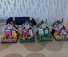 Easter houses