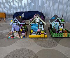 Easter houses