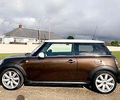 2011 MINI COOPER 1.6 PETROL