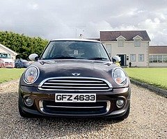 2011 MINI COOPER 1.6 PETROL