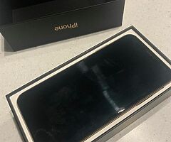 FOR SALE 

I Phone 11 PRO MAX 256 GB GOLD