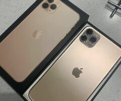 FOR SALE 

I Phone 11 PRO MAX 256 GB GOLD