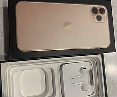 FOR SALE 

I Phone 11 PRO MAX 256 GB GOLD - Image 5/6