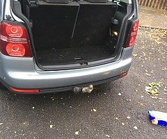 Volkswagen touran 2009 7 seater - Image 4/10