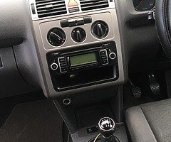 Volkswagen touran 2009 7 seater - Image 6/10