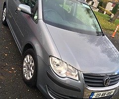 Volkswagen touran 2009 7 seater - Image 6/10