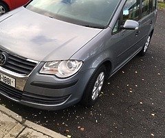 Volkswagen touran 2009 7 seater - Image 4/10