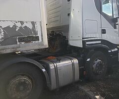 trucks - Image 3/10