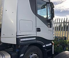 trucks - Image 4/10