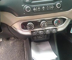 Kia rio - Image 7/10
