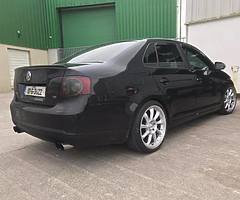 Volkswagen Jetta - Image 4/5