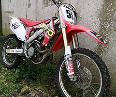 Crf250 fuel injected - Image 3/4
