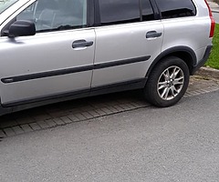 2005 Volvo xc90 one owner - Image 3/8