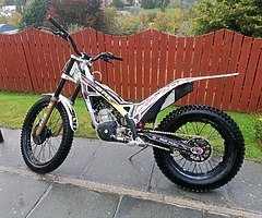 TRS one 300