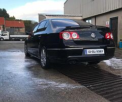 2010 Volkswagen Rline Passat 2.0L - Image 10/10
