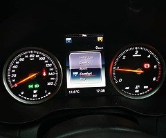 Mercedes c-class 200 - Image 6/10