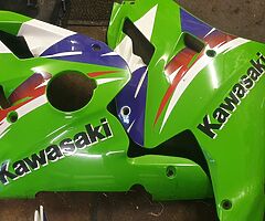 Kawasaki Zxr400 plastics