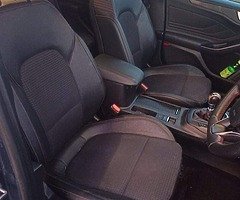 2019 Ford Focus 1.5 TDCI ST Line X - Image 9/10