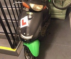 Moped - Image 3/3