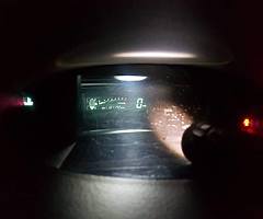 Toyota Yaris 2001 - Image 7/8
