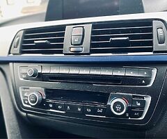 2014 BMW Series 3 - Image 9/10